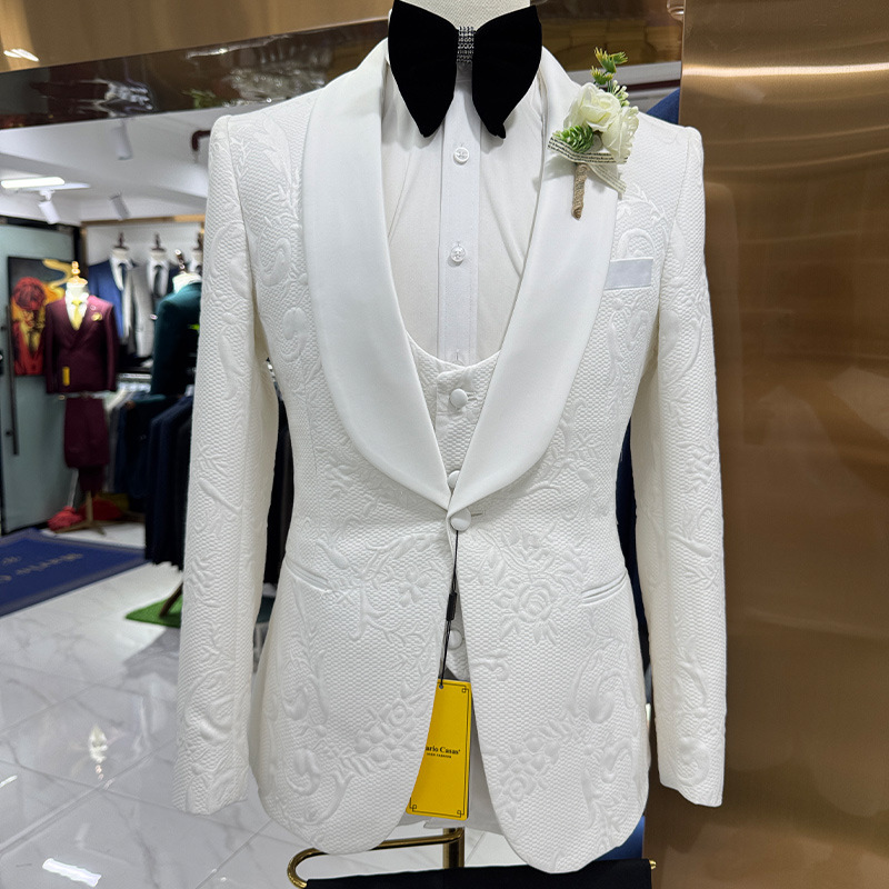 Men'S Formal Wear In Wedding - ชุดสูทแต่งงานผู้ชาย สีขาว 3 ชิ้น แจ็คเก็ตผ้าแจ็คการ์ด เสื้อกั๊ก
